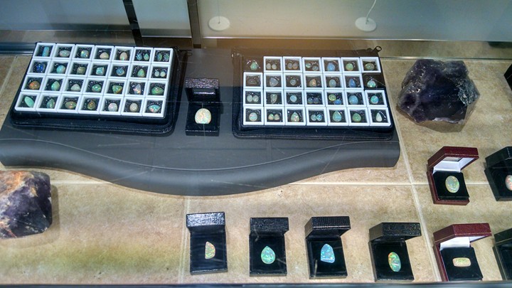 Artinian Gems Opals-41