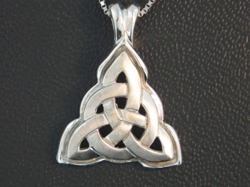 photo number one of Celtic Knot Pendant item 17